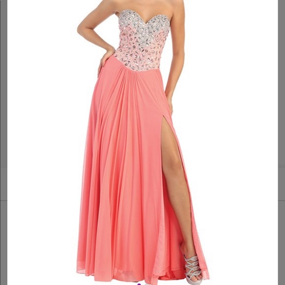 Coral Corset-Back Gown & Shawl - Picture 2 of 3